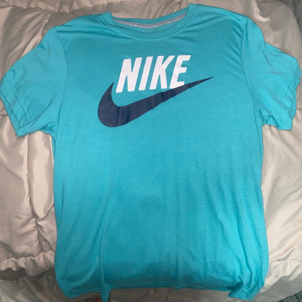 Nike Slim Fit Tee